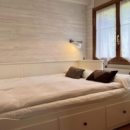 Musales ☆ Apartamento Para 4 Personas Con Ascensor Apartment Sallent De Gallego Exterior photo