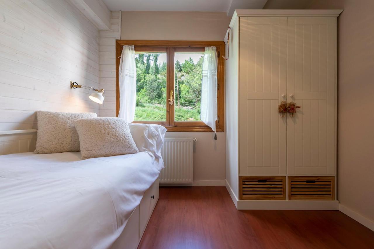 Musales ☆ Apartamento Para 4 Personas Con Ascensor Apartment Sallent De Gallego Exterior photo