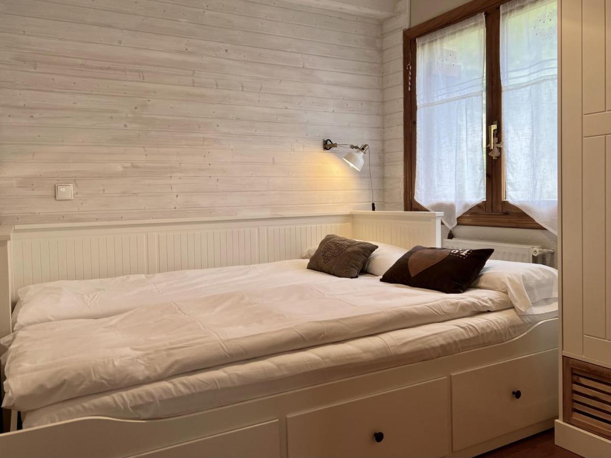 Musales ☆ Apartamento Para 4 Personas Con Ascensor Apartment Sallent De Gallego Exterior photo